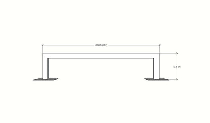 Minimalist square towel holder made from sturdy metal, featuring an industrial design. Ideal for organizing towels in the bathroom, adding a modern touch to decor. Durable and easy to install.