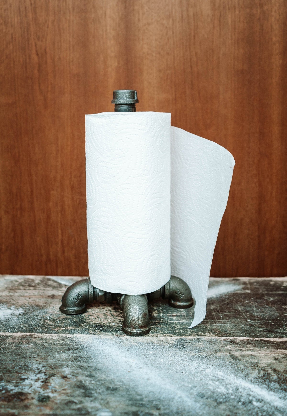 Kitchen Roll Holder in a free-standing design