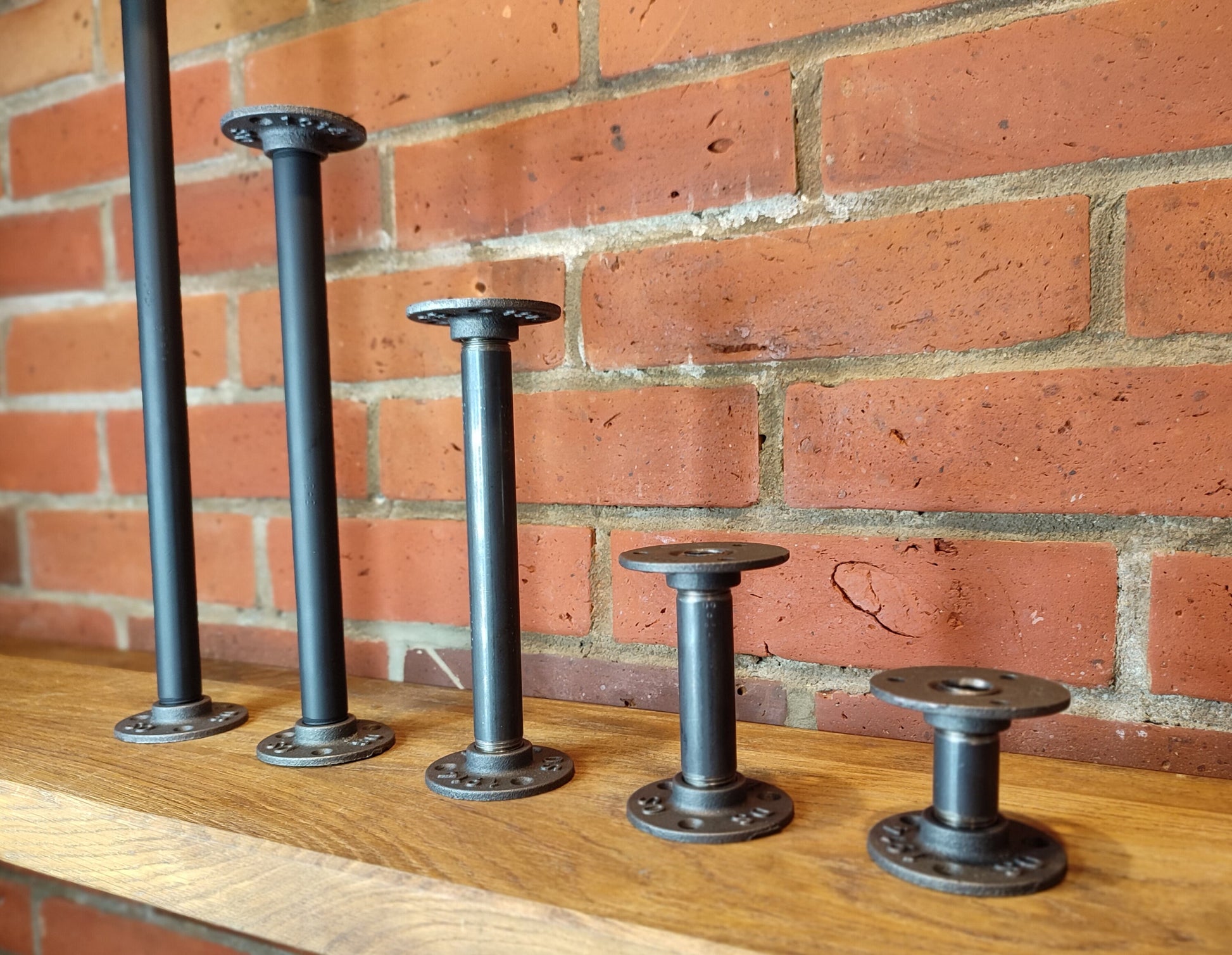 Contemporary Pipe Table Legs - Ideal for Breakfast Bar, Desk, Dining & Coffee Tables