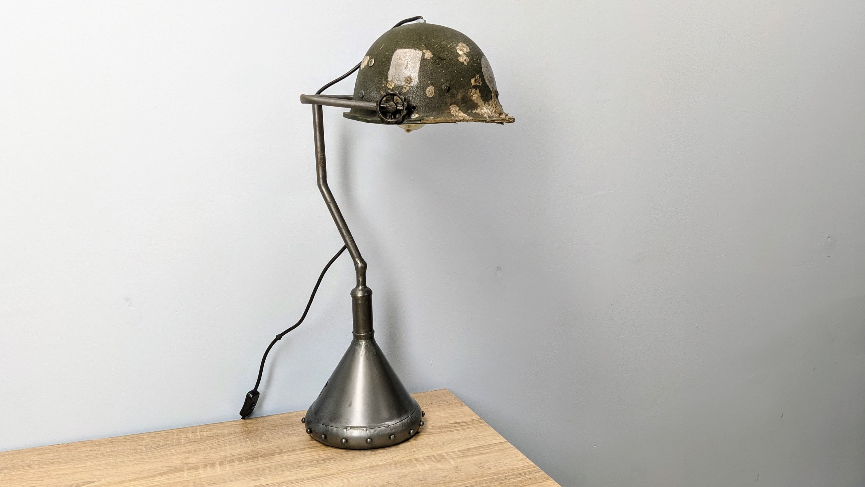 Military Style Table Lamp Bedside lamp – Industrial Maestro